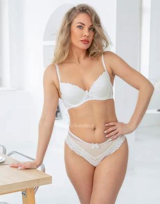 Бюстгальтер с трусиками слип