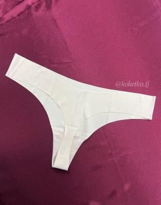 Бесшовные трусики стринг
