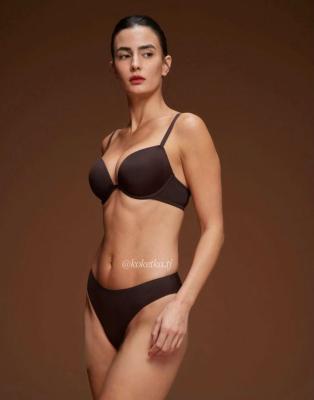 Бюстгальтер (пуш-ап) с трусиками бразилиана