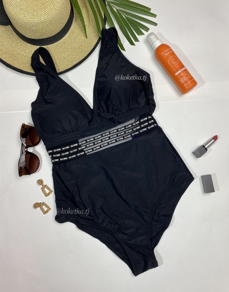 Слитный купальник 