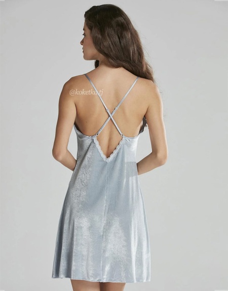 Привлекательная велюровая сорочка от Pierre Cardin