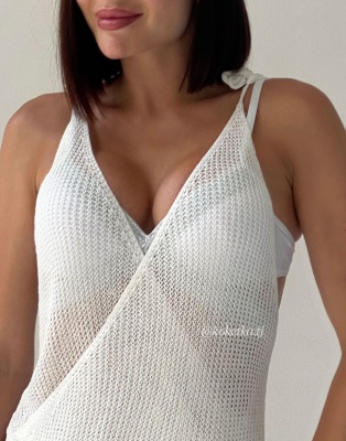 Пляжное платье без рукавов