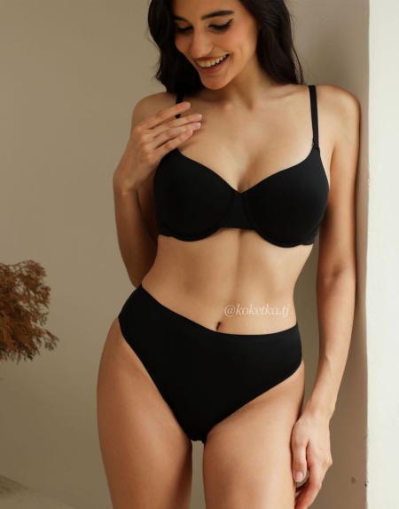 Бюстгальтер с трусиками