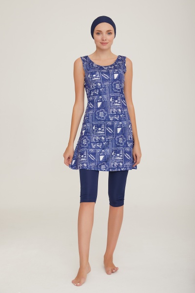 Модный купальник с короткими лосинами