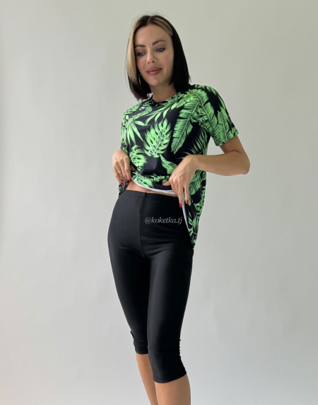 Модный купальник с короткими лосинами