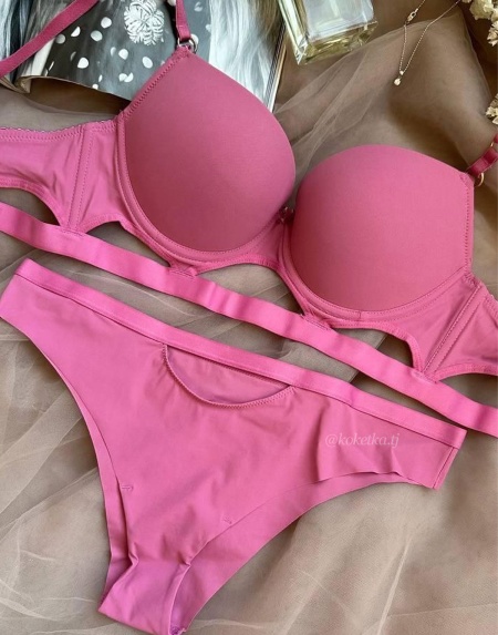 Бюстгальтер с трусиками (пуш-ап)