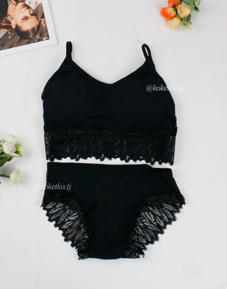 Кружевной комплект белья