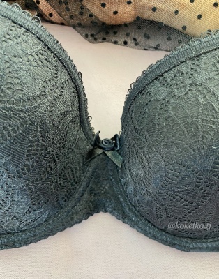 Кружевной бюстгальтер (большие чашки C, D)