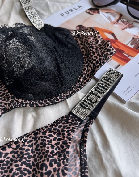 Комплект белья Victoria's Secret