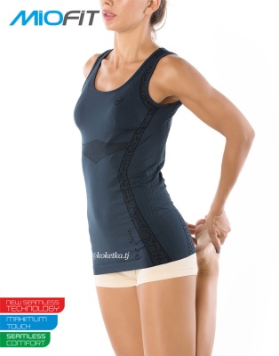 Майка для занятий спортом