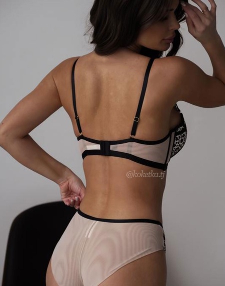 Бюстгальтер с трусиками