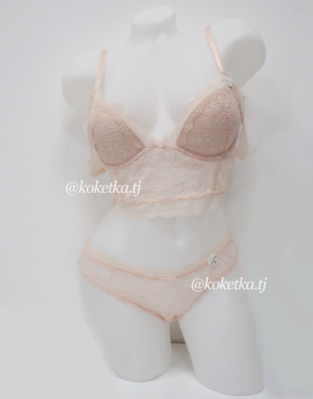 Бюстгальтер с трусиками (Пуш-ап, размер 75С)
