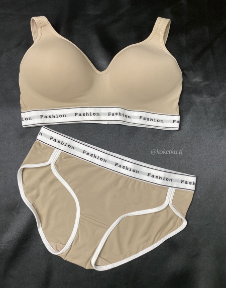 Бюстгальтер с трусиками