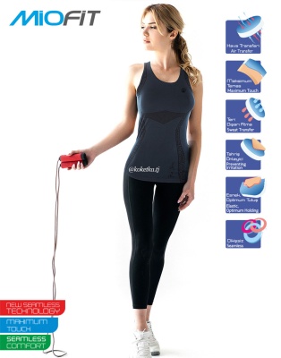 Майка для занятий спортом