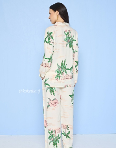 Стильный комплект с рубашкой и штанами