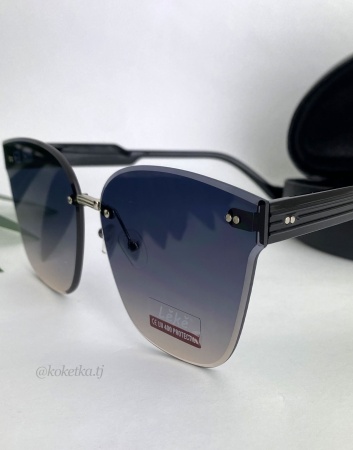 Очки солнцезащитные