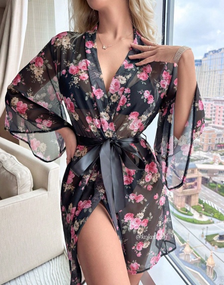 Нежный прозрачный халат