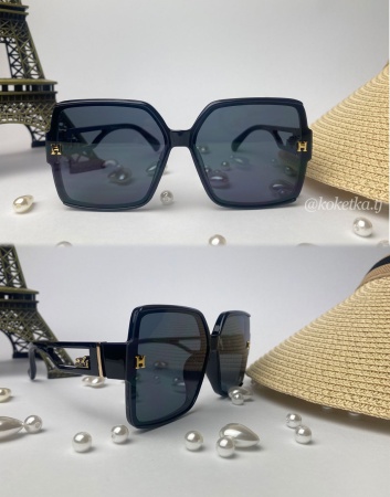 Очки солнцезащитные