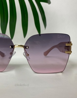 Очки солнцезащитные от Dior