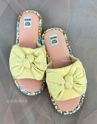Тапочки с бантиком