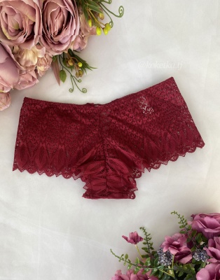 Кружевные трусики шортики