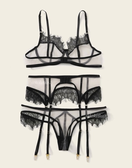 Пикантный комплект с поясом