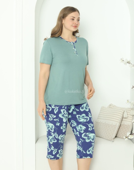 Домашний комплект с футболкой и капри (2XL, 3XL, 4XL)