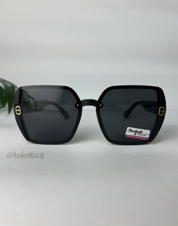 Очки солнцезащитные