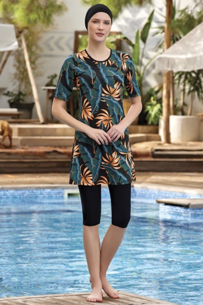 Модный купальник с лосинами   