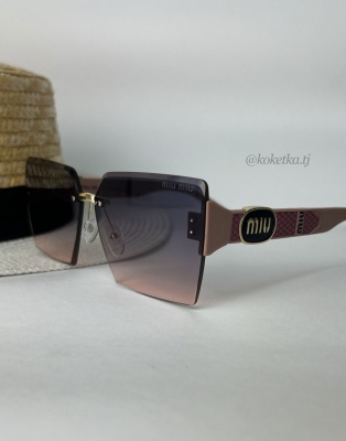 Очки солнцезащитные