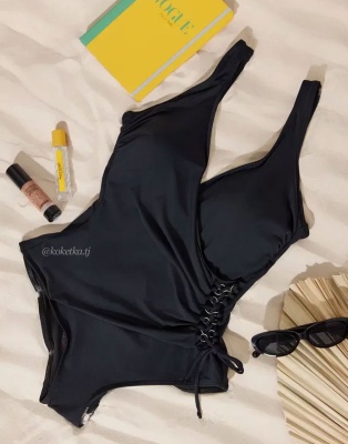 Слитный купальник