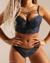 Бюстгальтер с трусиками (пуш-ап)