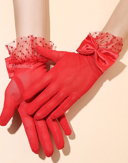 Нежные перчатки с бантиком