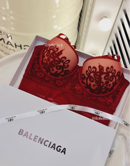 Бюстгальтер  корсет с трусиками (пуш-ап)