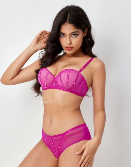 Бюстгальтер с трусиками (пуш-ап)