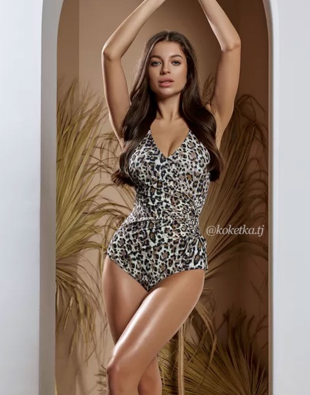 Слитный купальник