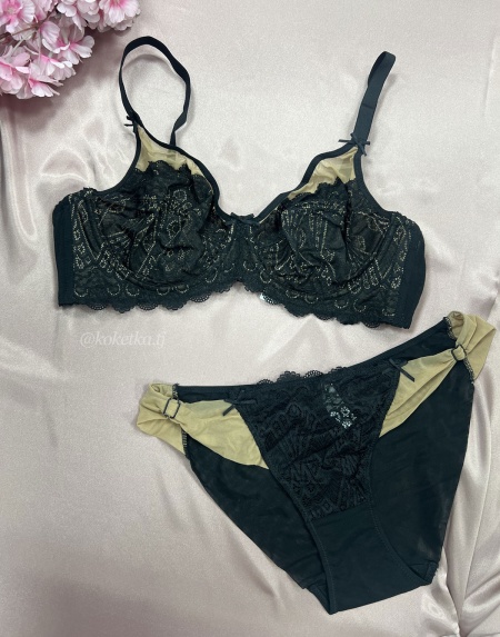 Бюстгальтер с трусиками слип