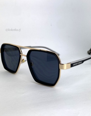 Очки солнцезащитные