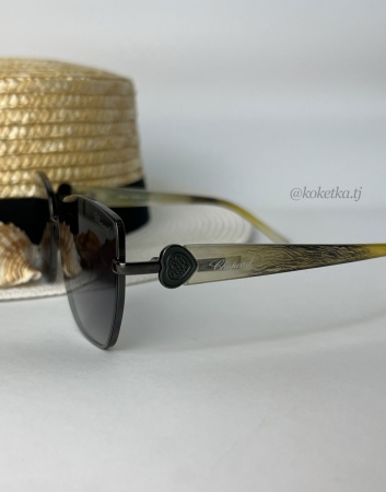 Очки солнцезащитные