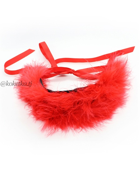 Маска с перьями