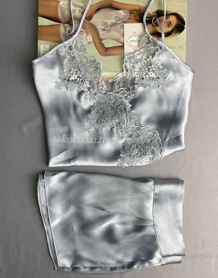 Атласный топ и шорты от Espuar