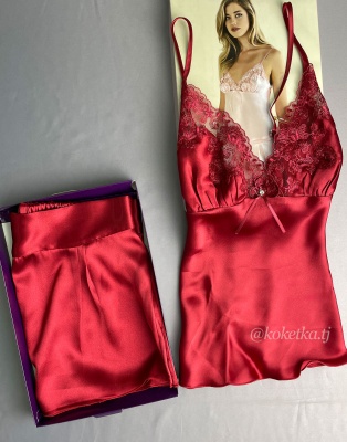 Атласный топ и шорты от Espuar