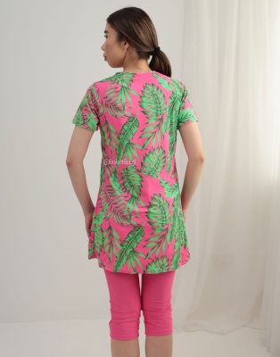 Модный купальник с короткими лосинами