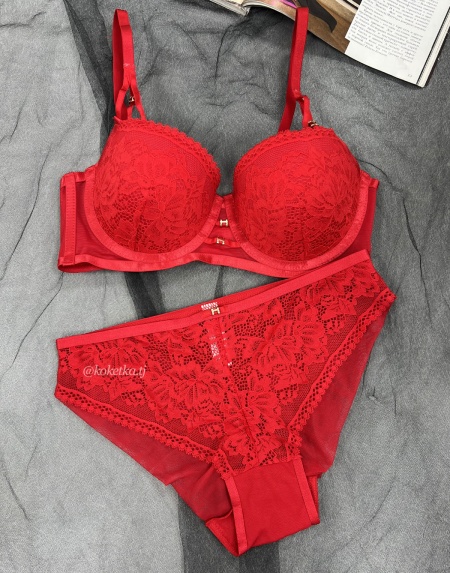 Бюстгальтер с трусиками (пуш-ап)