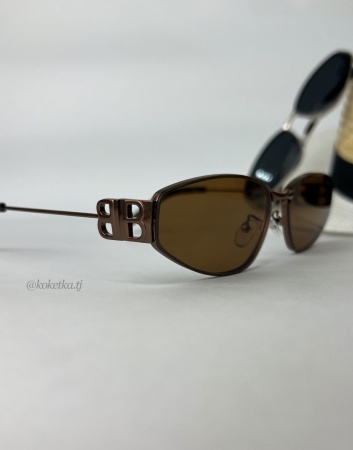 Очки солнцезащитные