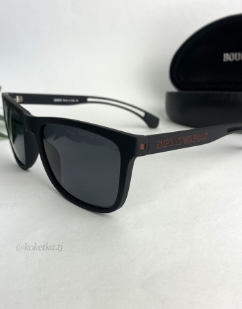 Очки солнцезащитные