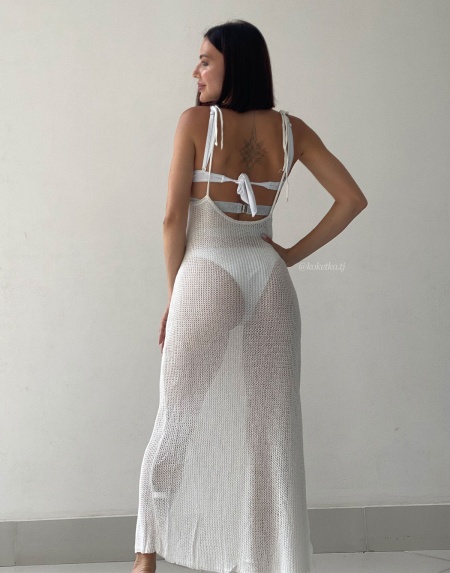 Пляжное платье без рукавов