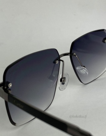 Очки солнцезащитные