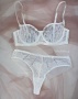 Бюстгальтер с трусиками со стразами