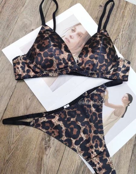 Бюстгальтер с трусиками